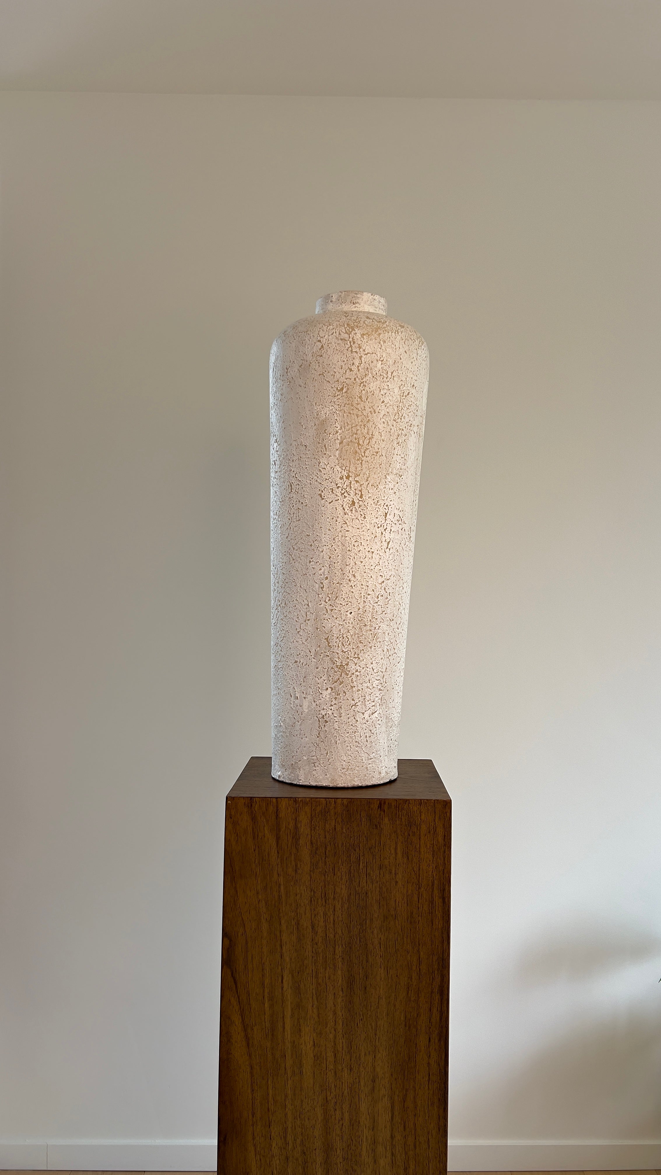 Calcis Cilindro Vase