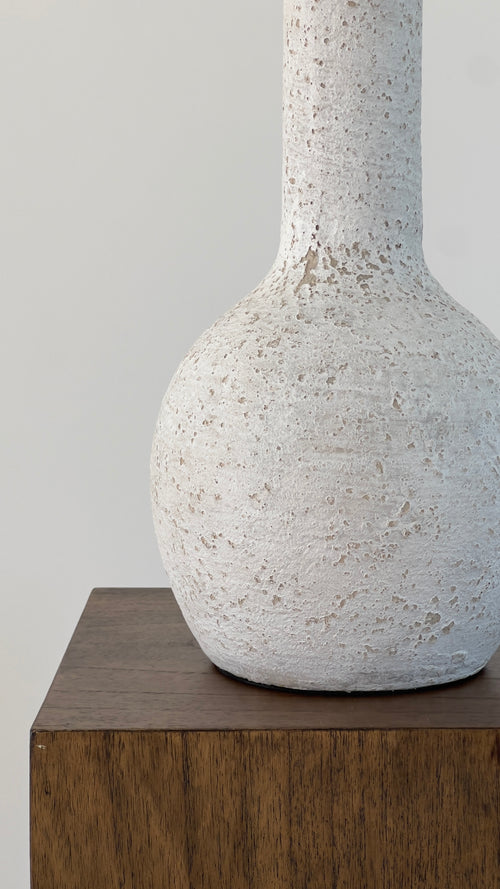 Calcis Alta Vase