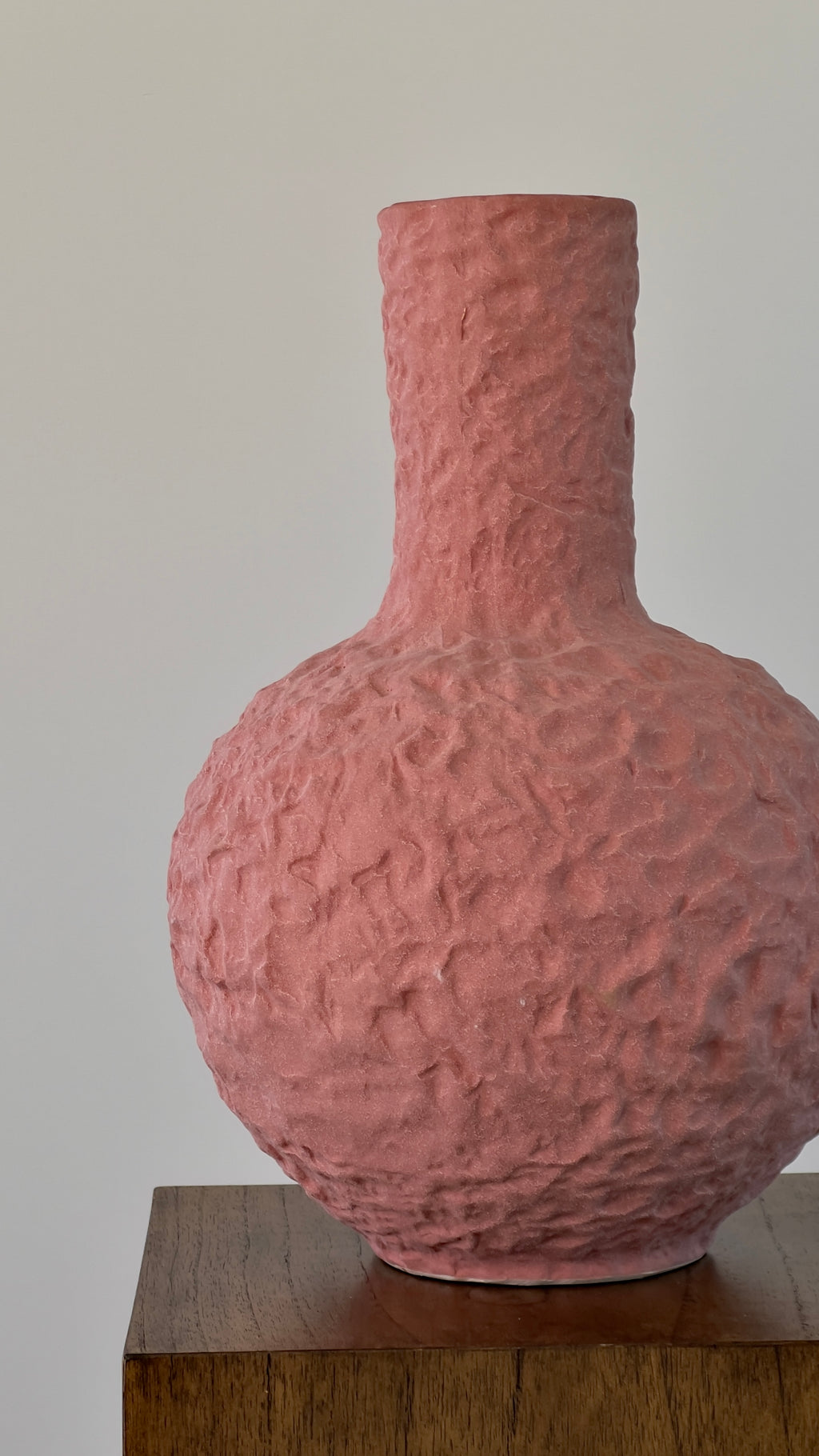 Rosa Statement Vase