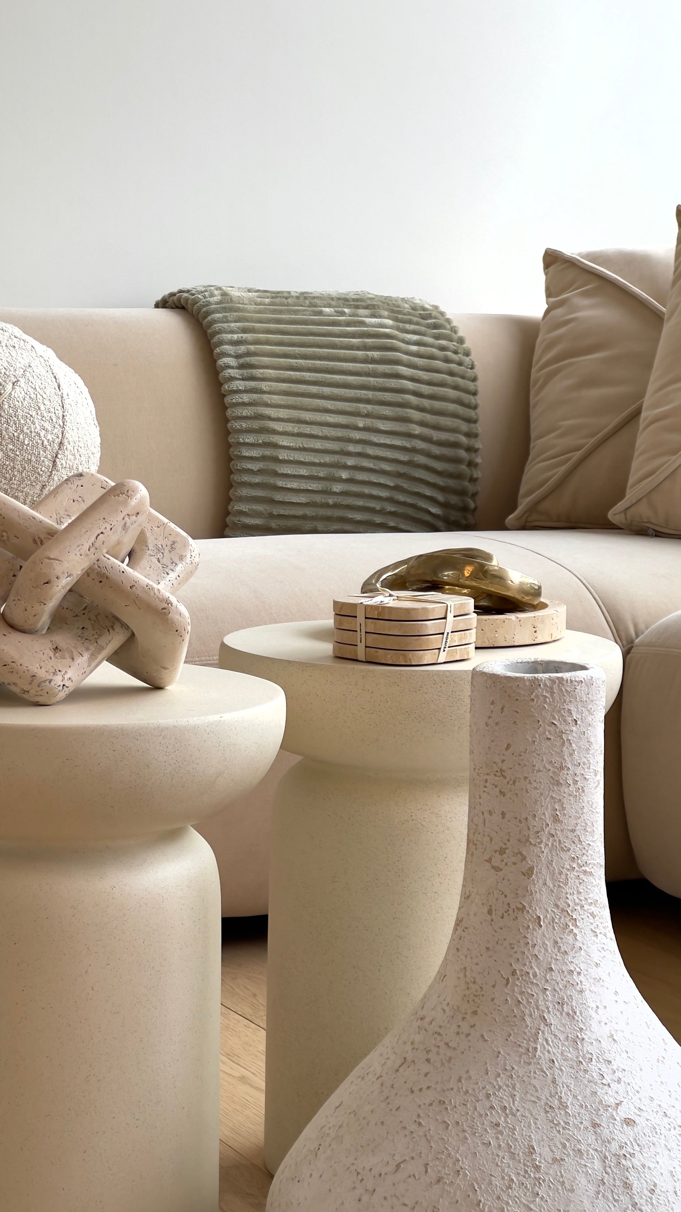 Calcis Amfora Vase